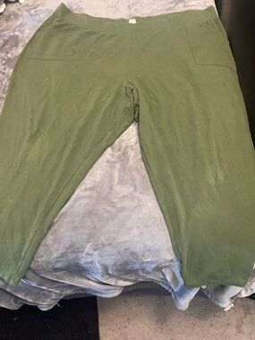 Terra & Sky Olive Green Wide Leg Ponte Pants